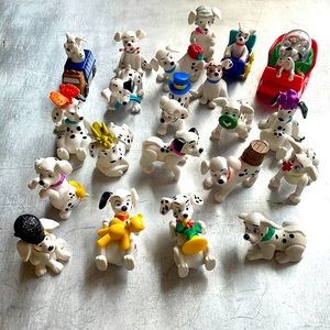 ✔️2 lots for $20….20 Vintage 1996-2000 McDonald 101Dalmatian figures + 1 globe